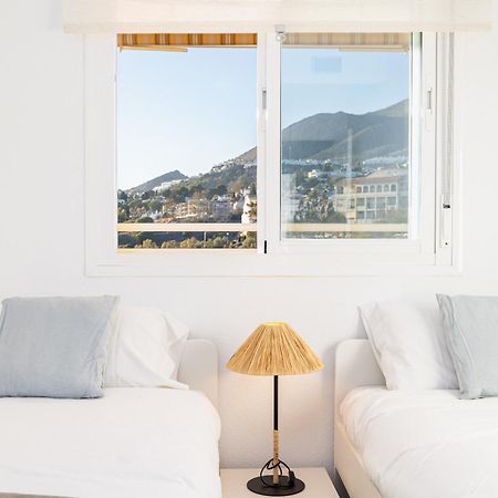 Holidays2Nueva Torrequebrada 2 Bedrooms And 2 Bathrooms, Terrace, Community Pool And Garage เบนัลมาเดนา ภายนอก รูปภาพ
